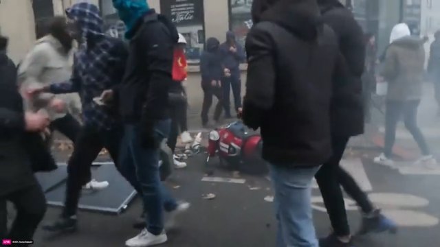 Chaos w centrum Paryża. Po krwawym ataku na Kurdów doszło do brutalnych zamieszek