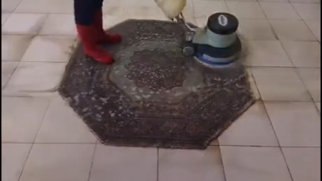 Niesamowity efekt po czyszczeniu dywanika
