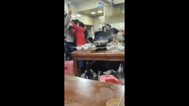Bójka w chińskiej restauracji