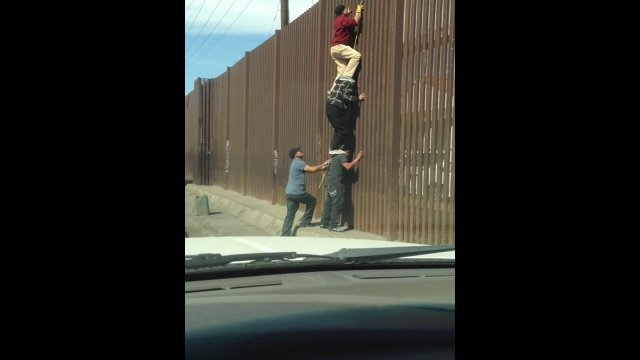Przeskakiwanie granicy Meksyk USA
