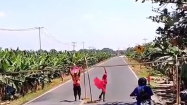 Stop – przejazd bananów
