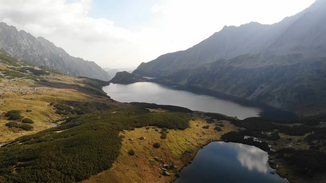 Dolina Pięciu Stawów w Tatrach z lotu ptaka | 4K