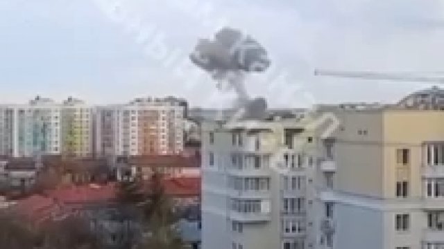 Rosyjski atak rakietowy na cele w Kijowie