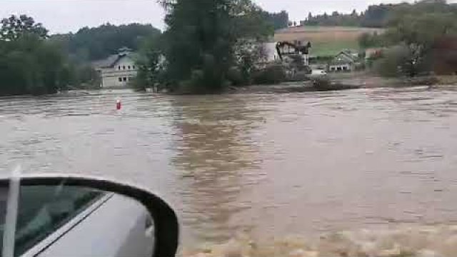 Powódź na zakopiance. Droga totalnie zalana