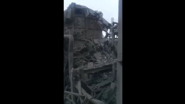 Podczas bombardowania rosyjskie myśliwce zniszczyły elektrociepłownię Akhtyrska