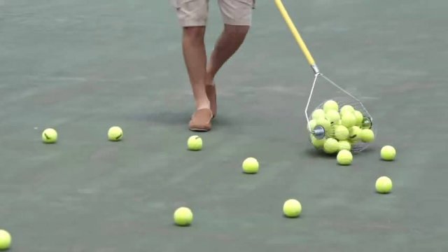 Maszyna do zbierania piłek tenisowych