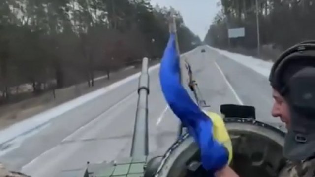 Ukraińscy bojownicy odbijają własne ziemie!