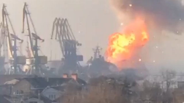 Rosyjski okręt wojenny „Orsk” zniszczony w Berdiańsku