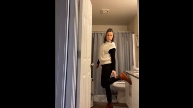 Mocna wtopa podczas nagrywania filmiku w łazience