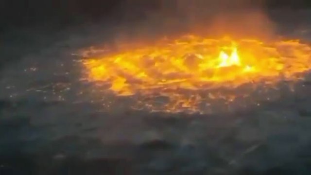 W Zatoce Meksykańskiej doszło do podwodnego zapalenia miejsca ekstrakcji ropy.