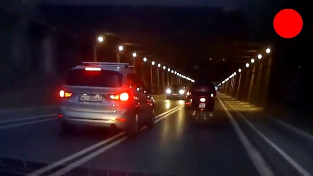 Prawdziwy kierowca BMW nigdy się nie poddaje! [WIDEO]