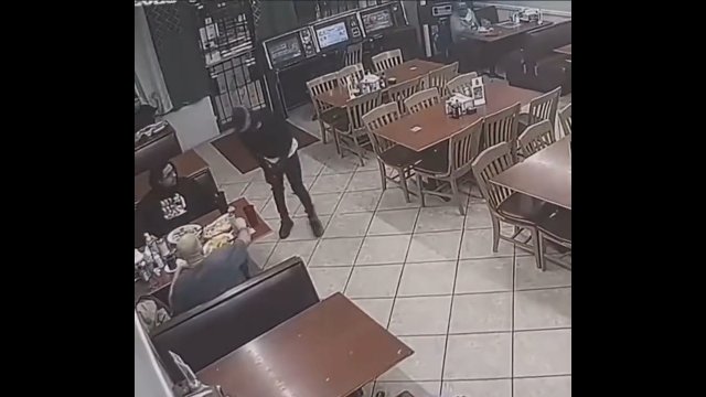 Facet próbował obrabować restaurację w Houston