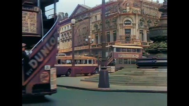 Przeszłość w kolorze: Odnowione wideo z Londynu z 1930 Roku! [WIDEO]