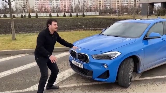 BMW X2 za 3 miliony rubli(około 150,000zł)