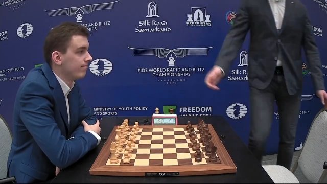 Polski szachista Jan-Krzysztof Duda odmówił podania ręki Rosjaninowi Denisowi Chismatullinowi