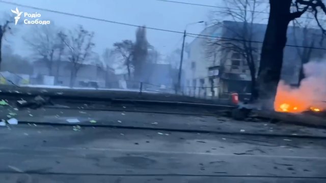 Następstwa ostrzału stacji telewizyjnej w Kijowie.