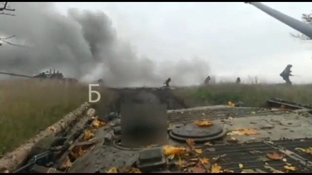 Rosyjski BMP wjeżdża na minę.