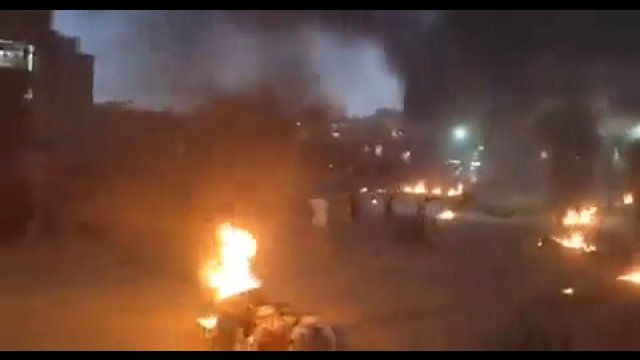 Iran. Protestujący przejęli miasto Javanrood