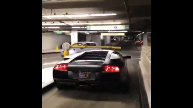 Dlatego właściciele Lamborghini są bogaci [WIDEO]