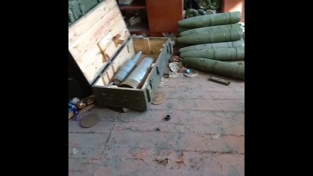 Wewnątrz szkoły w Chersoniu znaleziono sporo rosyjskiej amunicji