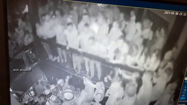 Starcia z policją w klubie w Rybniku. Nagrania przeczą wersji policji