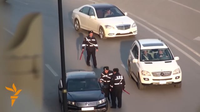 Ciężka praca Policji w Azerbejdżanie.