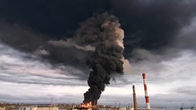 Ukraińskie drony uderzyły w skład ropy naftowej na Krymie