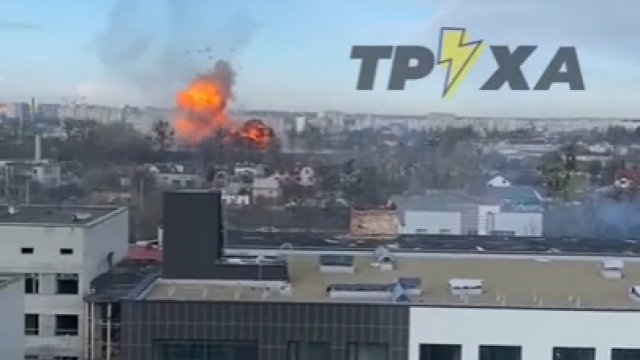 Uderzenie 3 pocisków 3M-54 Kalibr na infrastrukturę we Lwowie