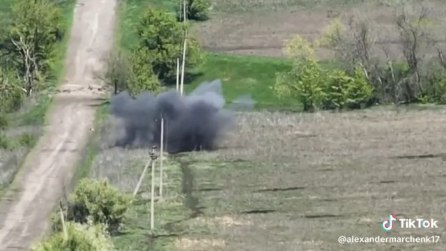 Para rosyjskich żołnierzy została trafiona ogniem moździerzowym [WIDEO]