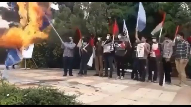 Palestyńczyk chciał spalić flagę Izraela. Spójrzcie, co stało się potem [WIDEO]
