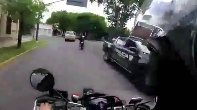 Pościg policyjny na motocyklach