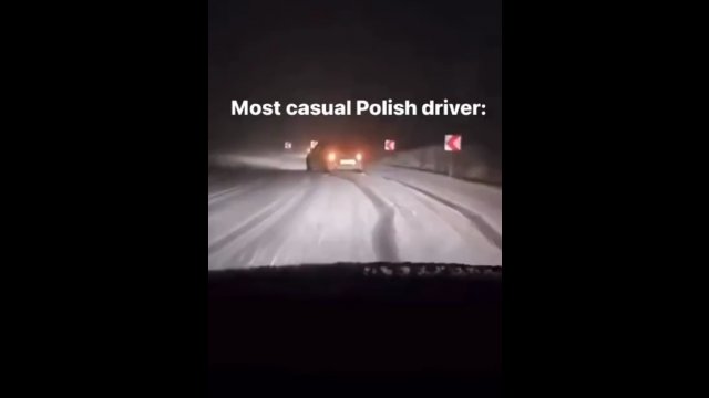 "Najlepszy" kierowca w powiecie i jego popisy przy pierwszym śniegu