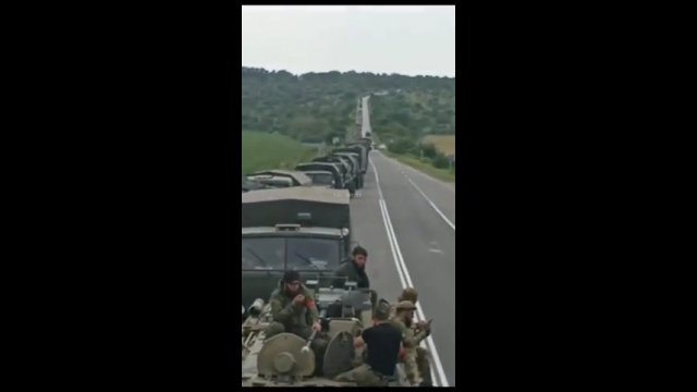 W drodze do Rostowa był również spory konwój Kadyrowiców