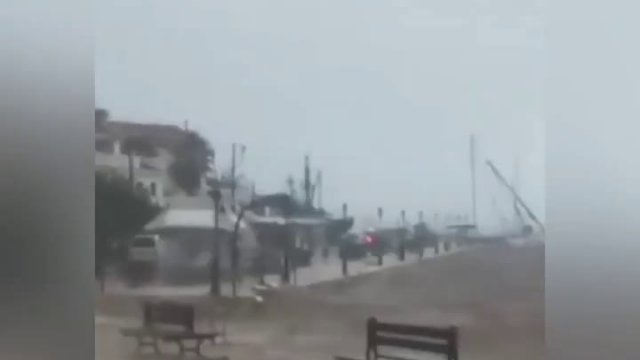 Uderzenie huraganu Ιανός na wyspę Kefalinia.