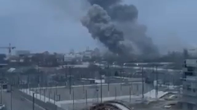 Płonie zakład przemysłu lotniczego Antonov w Kijowie
