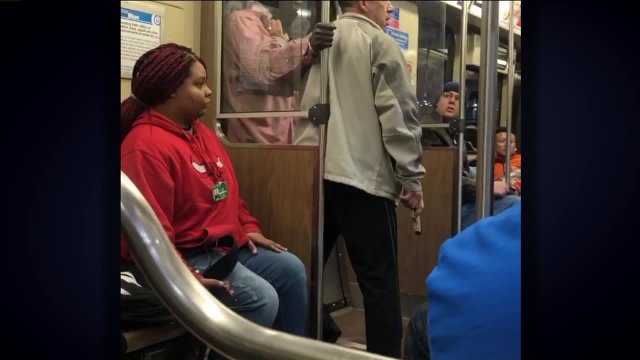 Były bokser obezwładnia złodzieja w Chicagowskim metrze