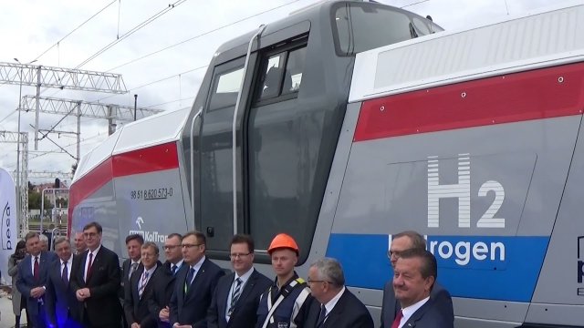 Prezentacja polskiej lokomotywy wodorowej PESA