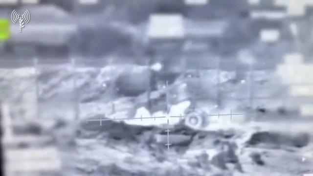 Izraelskie okręty marynarki wojennej zniszczyły kilka łodzi motorowych Hamasu [WIDEO]