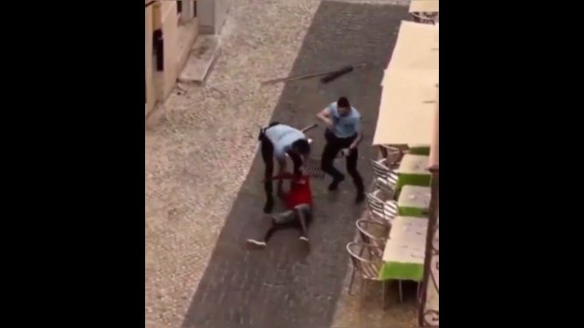 Portugalska policja dała nauczkę gościowi z kataną, który terroryzował mieszkańców [WIDEO]