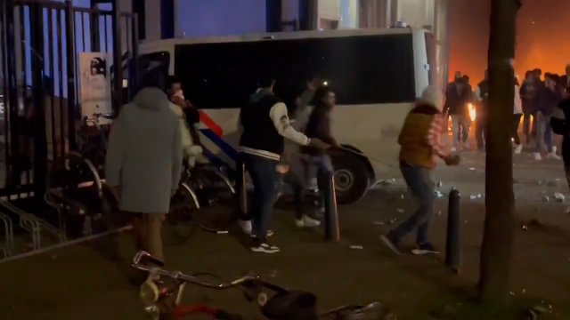 Zamieszki w Holandii. Walczyli ze sobą migranci z Erytrei [WIDEO]