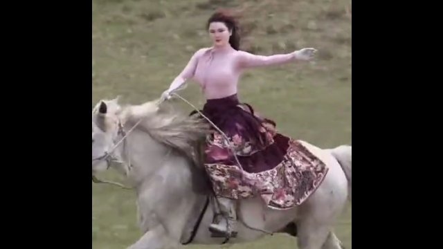 Nie bez powodu mówi się, że Mongołowie są stworzeni do koni