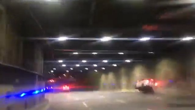 Wypadek w tunelu podczas wyścigu ulicznego