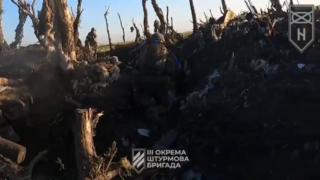 Rosjanin stwierdził, że się poddaje, a chwilę później rzucił granat w ukraińskich żołnierzy