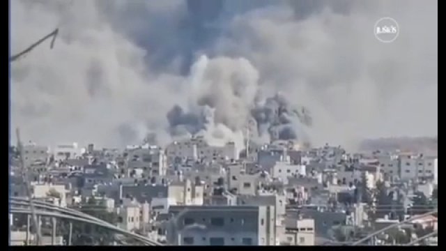 Tak wyglądają skutki masowego nalotu bombowego na miasta w Strefie Gazy [WIDEO]