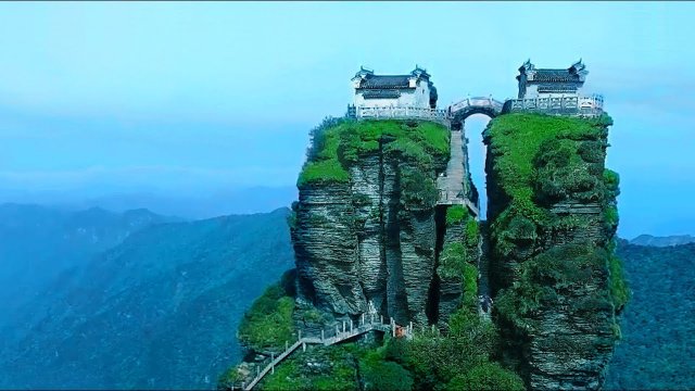 Klasztor na górze Fanjing, Chiny.