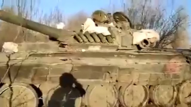 Zdobyty T-72 w całkiem dobrym stanie