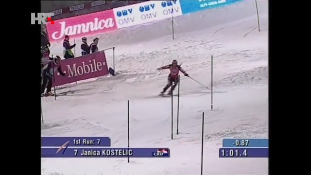 Janica Kostelić zgubiła rękawice i kijek na pierwszej bramce, a i tak wygrała