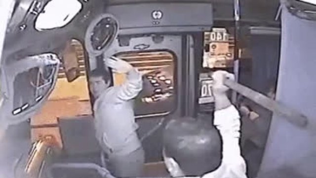 Nieudany napad w Autobusie