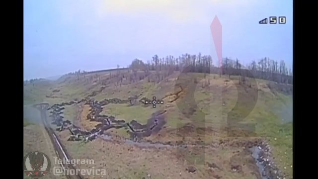 Ukraiński dron kamikaze zaatakował rosyjski okop