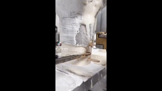 Jak wygląda produkcja lodów na patyku [WIDEO]